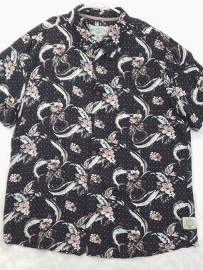 Margaritaville Shirt Mens XL Black White Hawaiian Marlin Short Sleeve